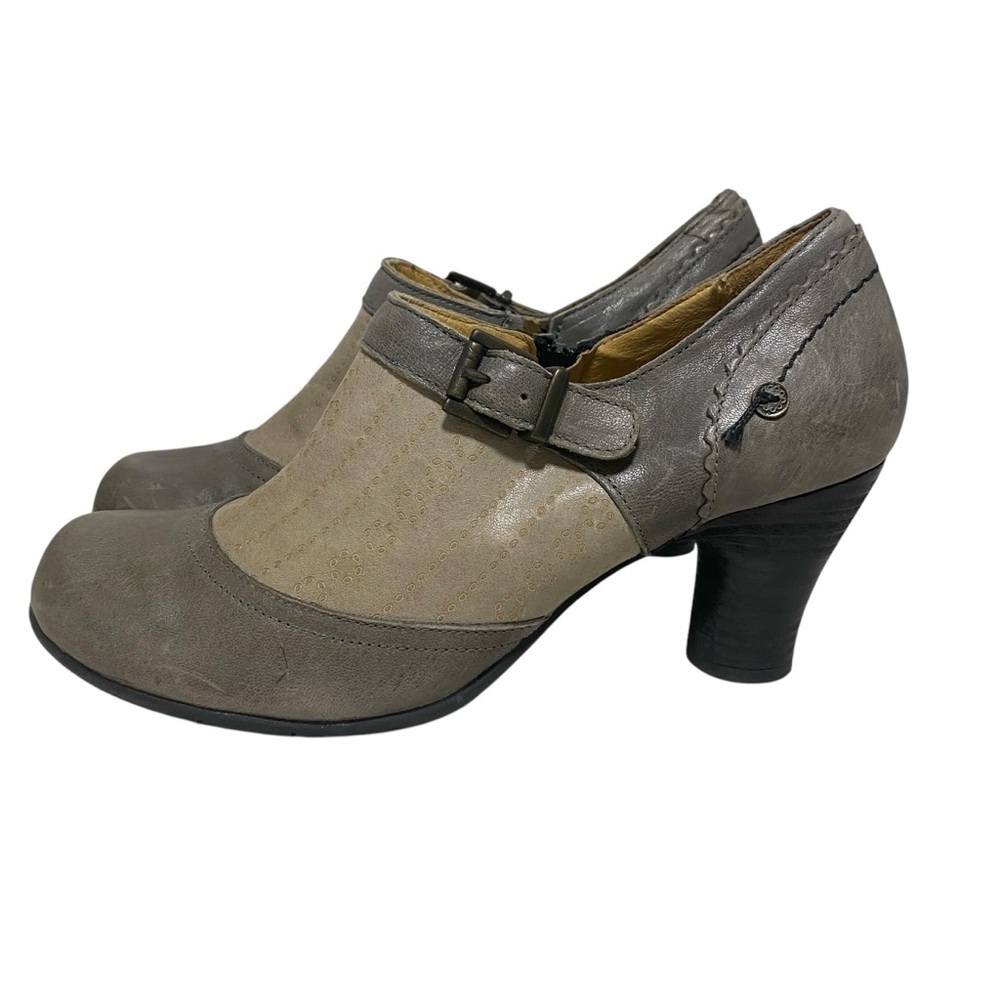 Gold Button - Taupe/Tan Heeled Shoe - 40 (9)